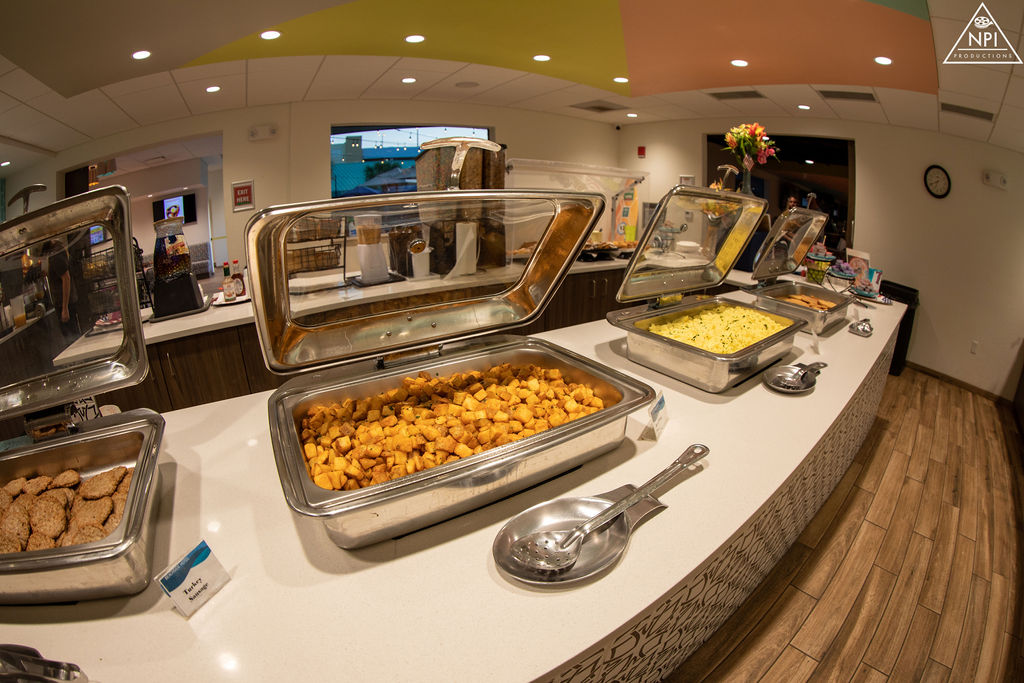 Breakfast Buffet at Beachside