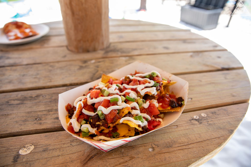 Duck Dive Bar and Grill